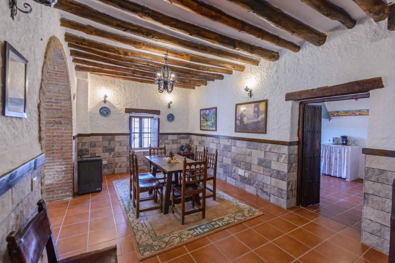 Holiday Home El Pilarillo Piscina Compartida Alcaucin Exterior photo