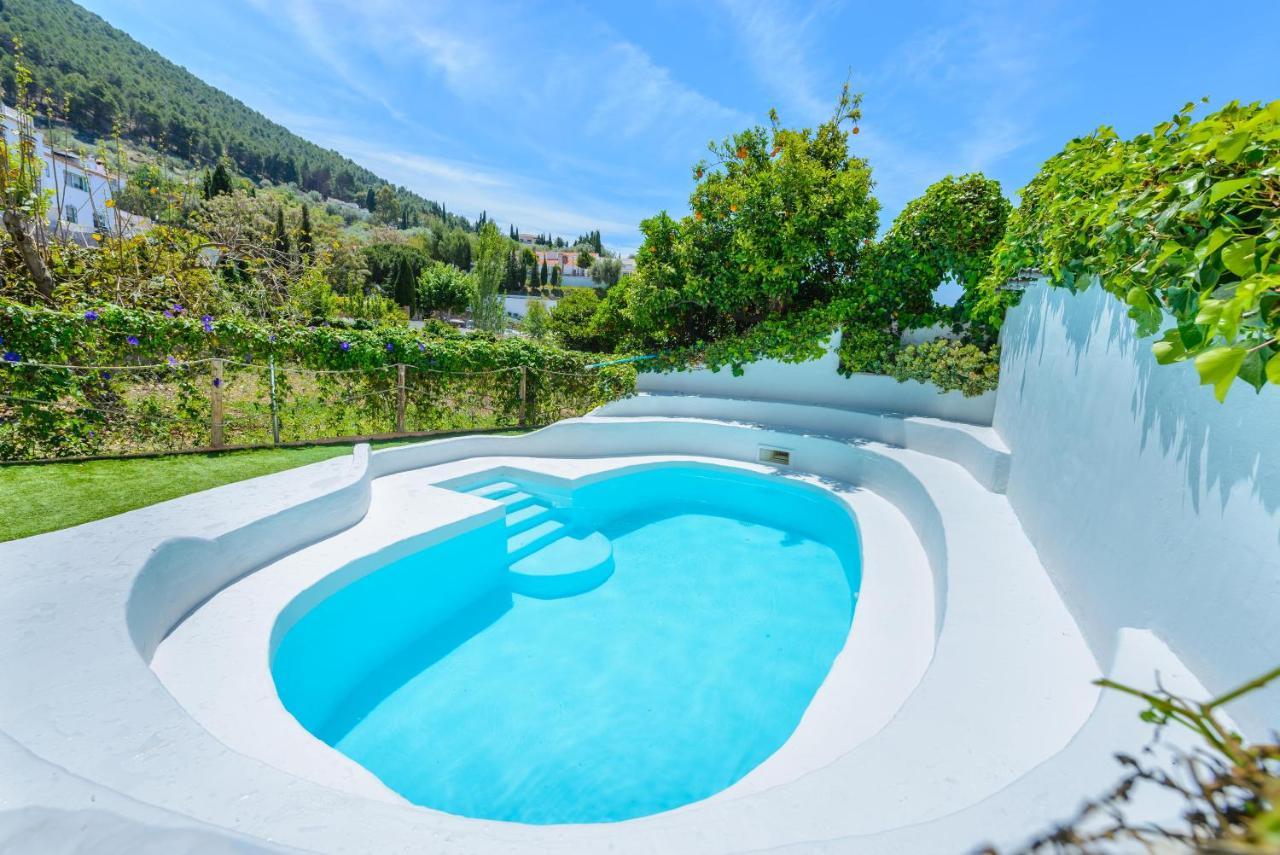 Holiday Home El Pilarillo Piscina Compartida Alcaucin Exterior photo